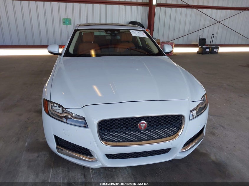2018 Jaguar Xf 35T Portfolio Limited Edition VIN: SAJBH4EV6JCY53260 Lot: 45319732