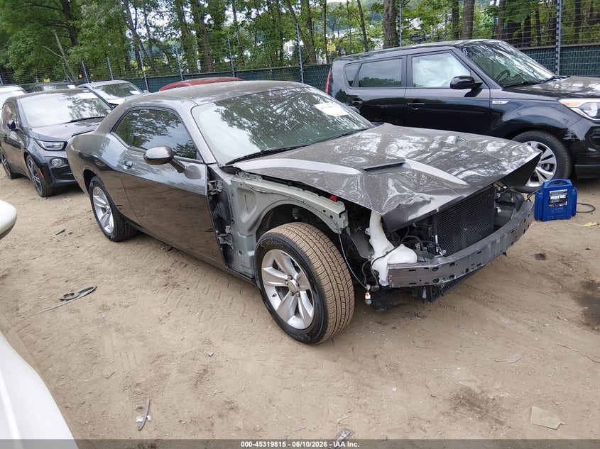 DODGE CHALLENGER - zdjęcie 1