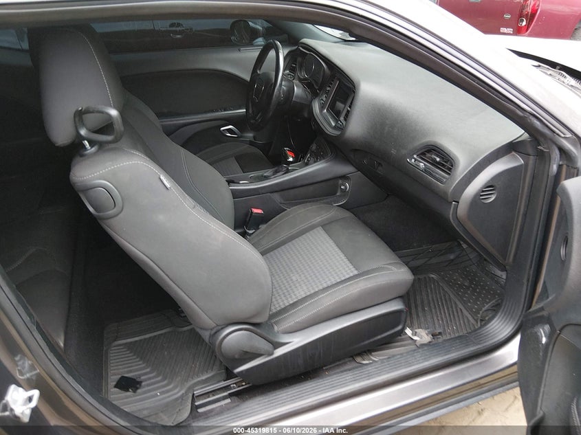 DODGE CHALLENGER - zdjęcie 5