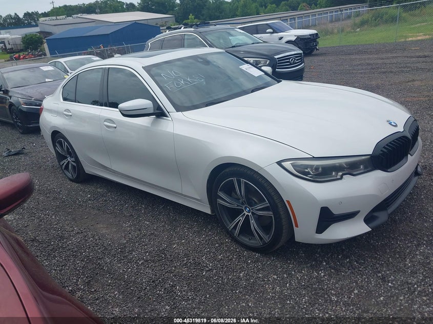 Vin: 3mw5r1j04l8b33495, lot: 45817752, bmw 330i 2020 img_1