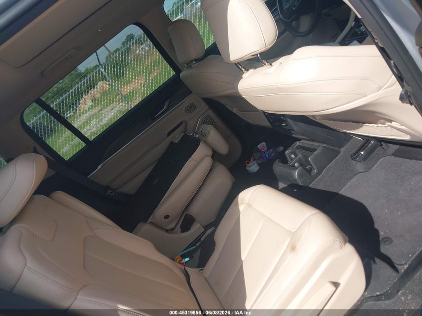 2022 JEEP GRAND CHEROKEE L auction photo 8