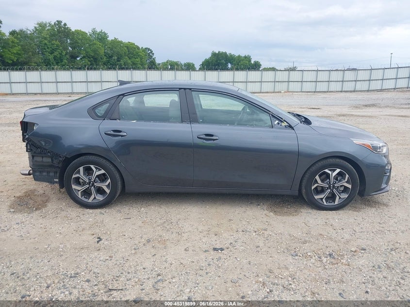 VIN 3KPF24AD5LE217827 2020 KIA FORTE LXS