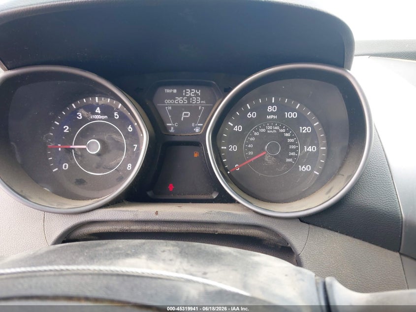 2011 HYUNDAI ELANTRA auction photo 7