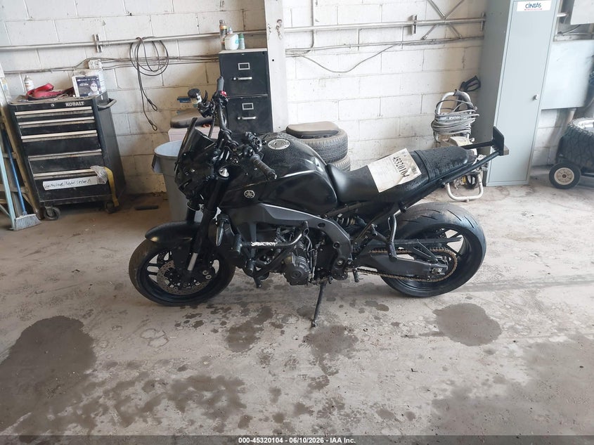 2023 Yamaha Mt09 VIN: JYARN71E3PA005172 Lot: 45320104