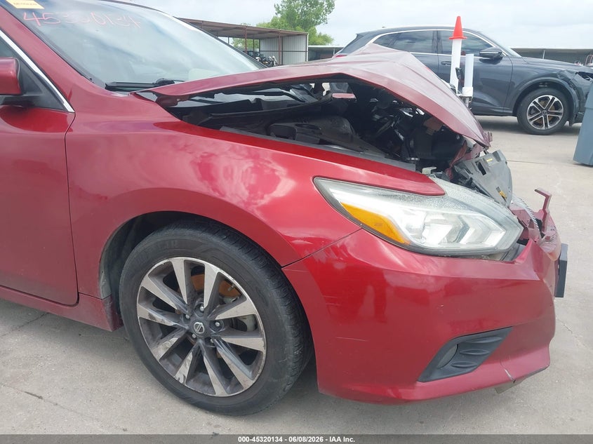 VIN 1N4AL3AP8HC135168 2017 NISSAN ALTIMA 2.5 SV
