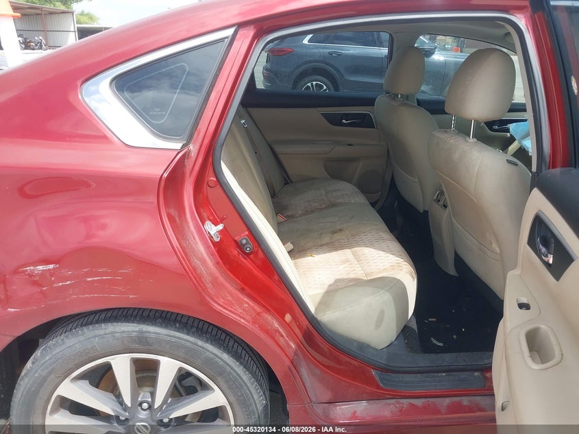 VIN 1N4AL3AP8HC135168 2017 NISSAN ALTIMA 2.5 SV