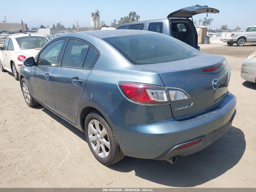 Vin: jm1bl1vg2b1480518, lot: 45818137, mazda mazda3 i touring 20113