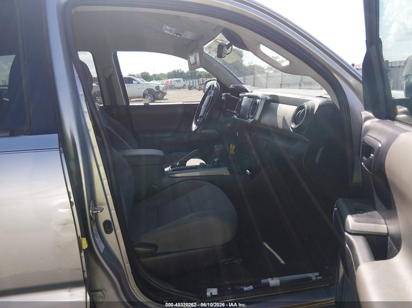 2020 TOYOTA TACOMA auction photo 5