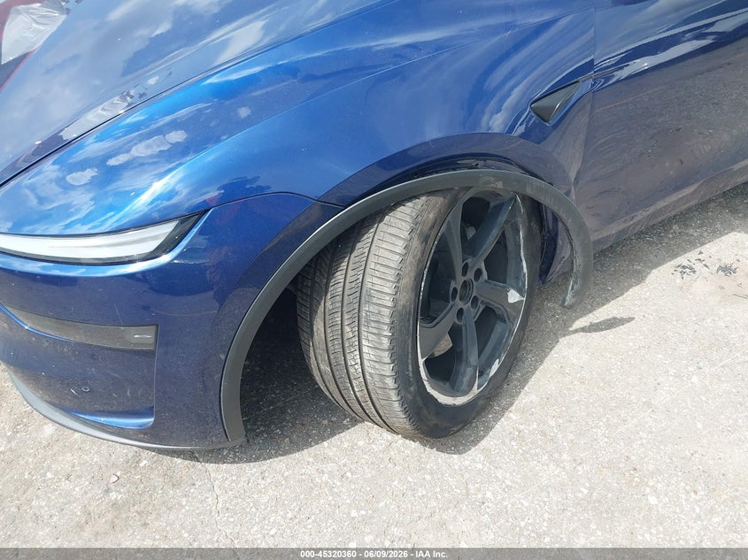 2026 TESLA MODEL Y auction photo 6