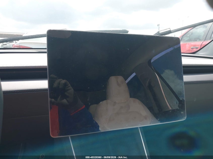 2026 TESLA MODEL Y auction photo 7