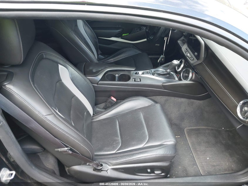 2016 CHEVROLET CAMARO auction photo 5