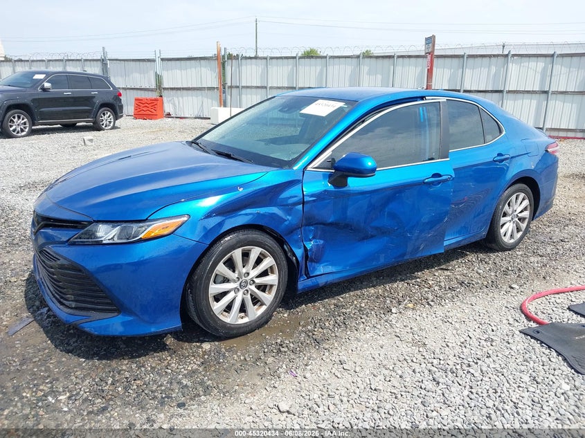 Vin: 4t1b11hk0ku290846, lot: 45818367, toyota camry le 20192