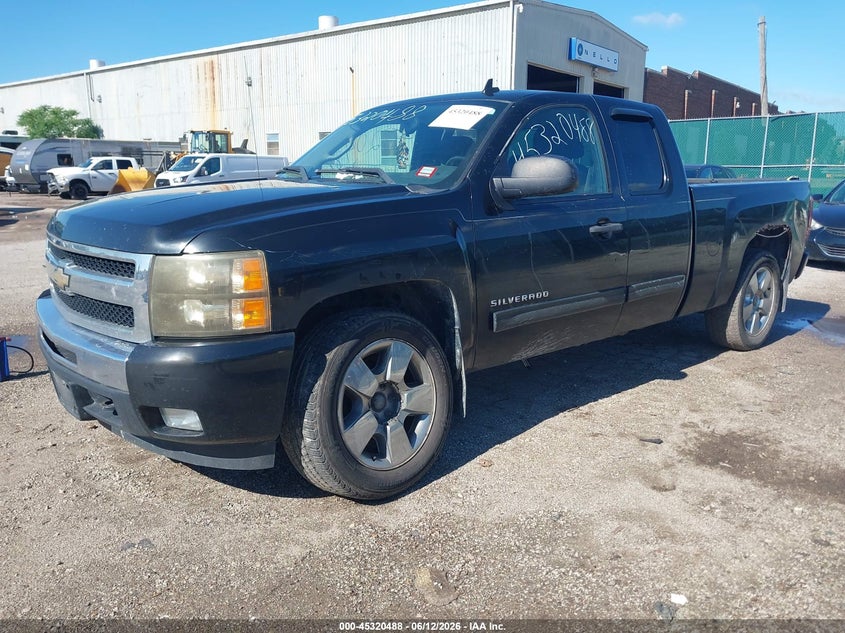 2011 CHEVROLET SILVERADO PICKUP 5.3L V-8 VVT, 315HP