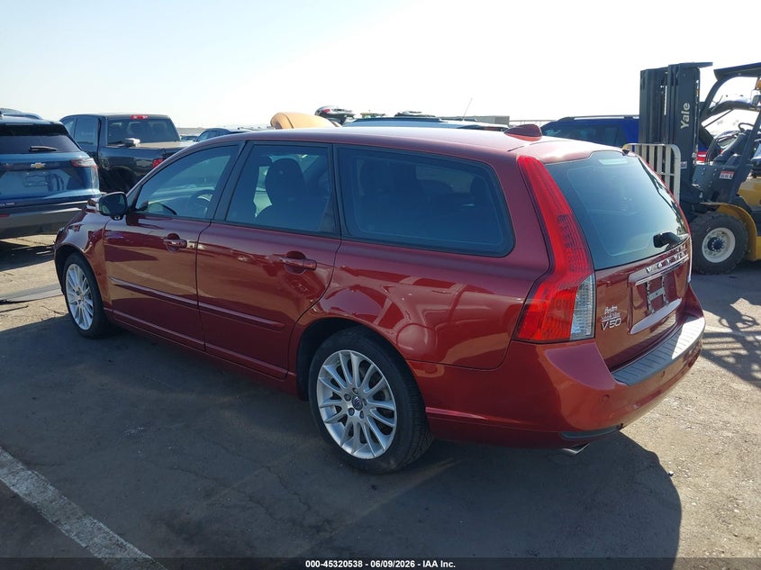 2011 VOLVO V50 WAGON 2.5L I-5 DOHC, VVT, TURBO, 227HP