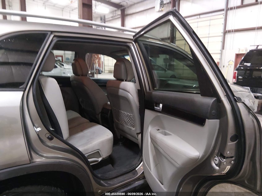 2015 Kia Sorento Lx V6 VIN: 5XYKT4A72FG588456 Lot: 45320598