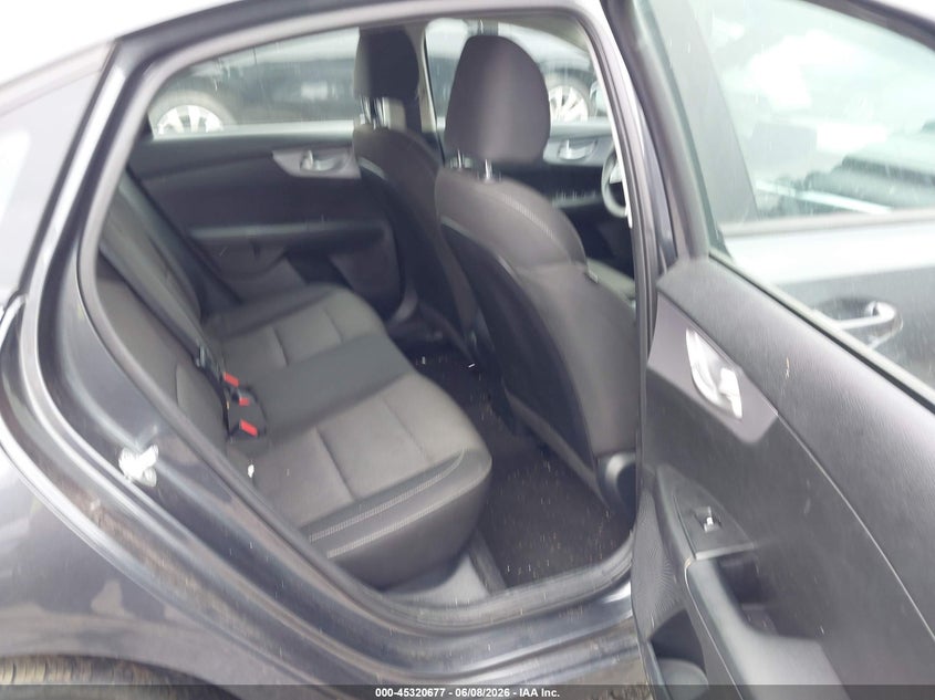 2024 KIA FORTE auction photo 8