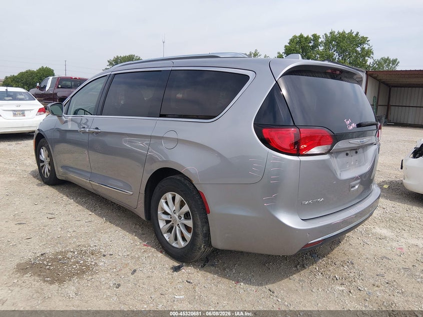 Vin: 2c4rc1bg7jr260854, lot: 45818614, chrysler pacifica touring l 20183