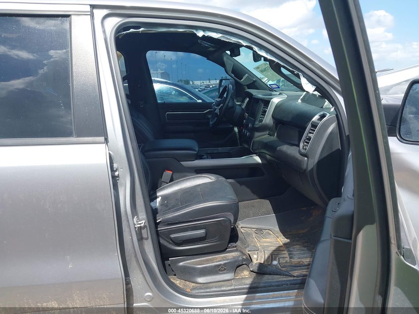 2021 RAM 1500 auction photo 5
