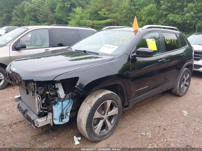 2019 JEEP CHEROKEE auction photo 2