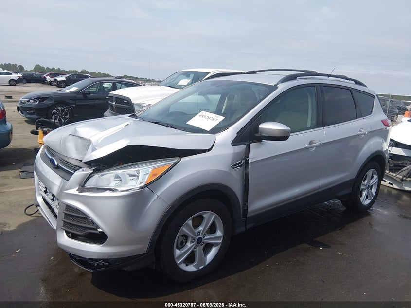 Vin: 1fmcu0g97fua36271, lot: 45818720, ford escape se 20152