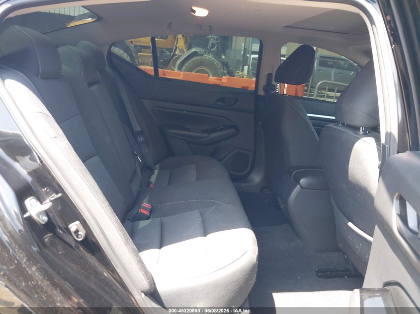 2023 NISSAN ALTIMA auction photo 8