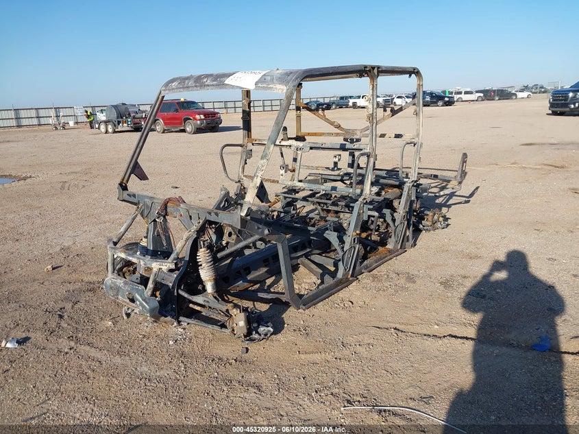2023 CAN-AM DEFENDER MAX