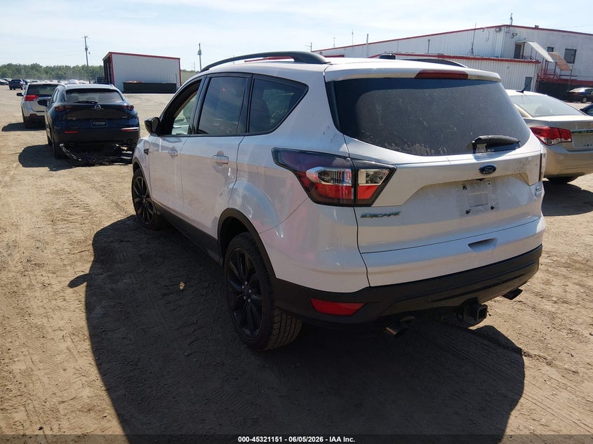 Vin: 1fmcu0g99hua16266, lot: 45819084, ford escape se 20173