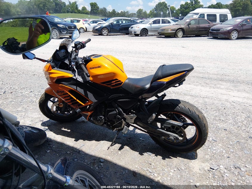 2025 Kawasaki Ex650 P VIN: ML5EXEP11SDAF7504 Lot: 45321166