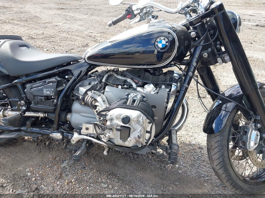 2021 BMW R 18 MOTO 2