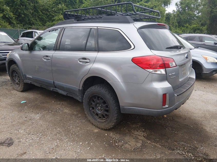 2010 SUBARU OUTBACK auction photo 3