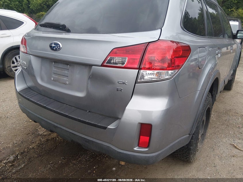 2010 SUBARU OUTBACK auction photo 6