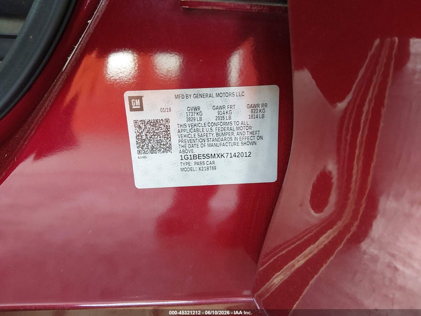 VIN 1G1BE5SMXK7142012 2019 CHEVROLET CRUZE LT