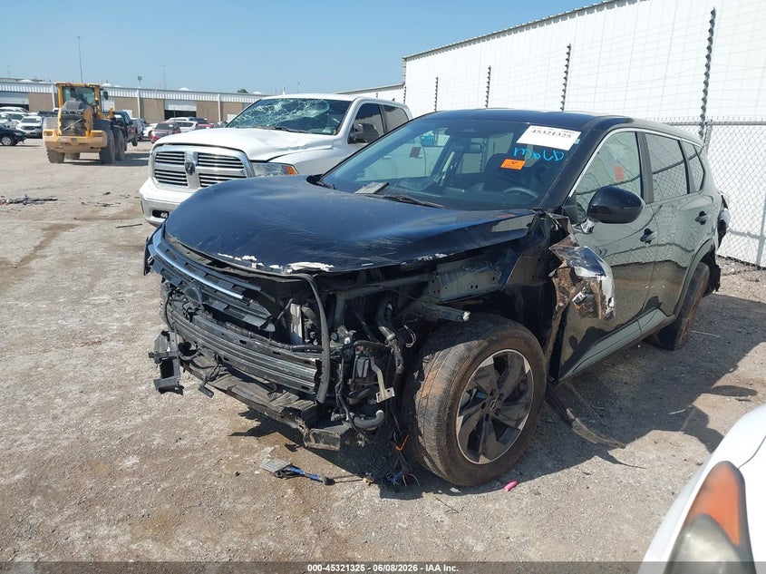 Vin: 5n1bt3baxrc732957, lot: 45819258, nissan rogue sv fwd 20242