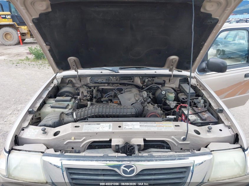 1998 Mazda B4000 Se VIN: 4F4ZR17XXWTM25861 Lot: 45321356