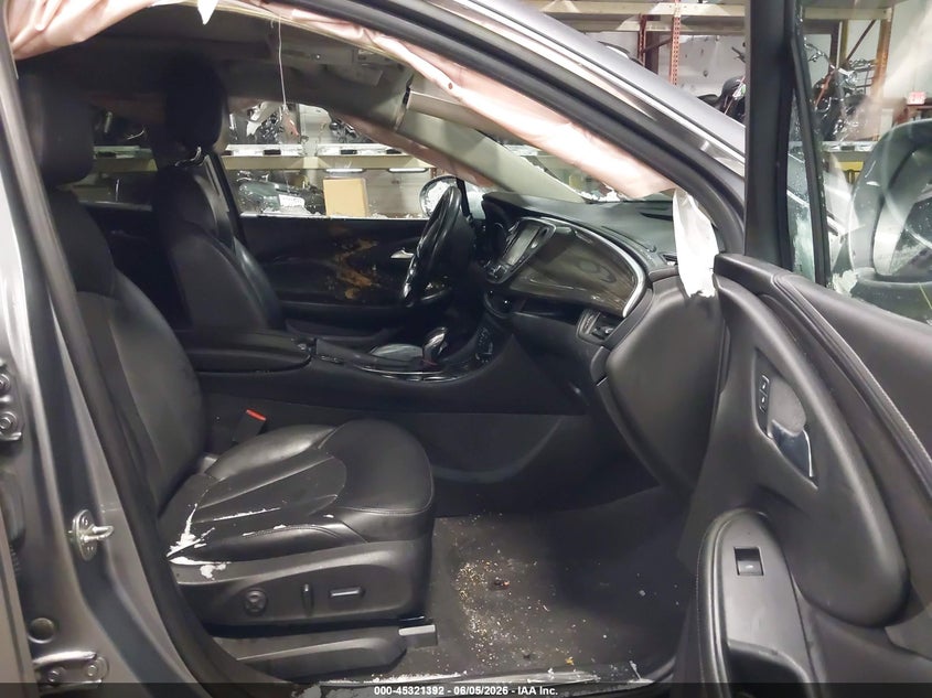 2019 BUICK ENVISION auction photo 5