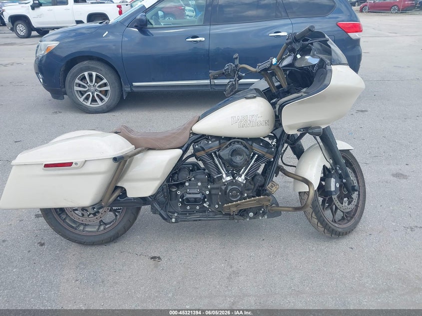2023 Harley-Davidson Fltrxst VIN: 1HD1ACL14PB604428 Lot: 45321394