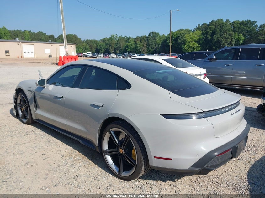 2021 PORSCHE TAYCAN auction photo 3