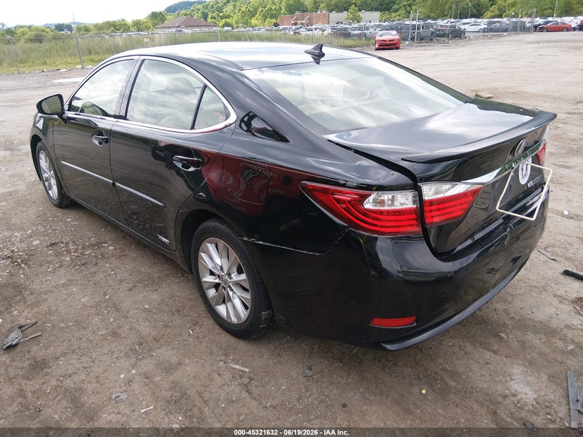 Vin: jthbw1gg1d2022372, lot: 45819565, lexus es 300h 20133
