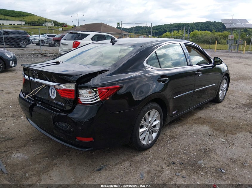 Vin: jthbw1gg1d2022372, lot: 45819565, lexus es 300h 20134
