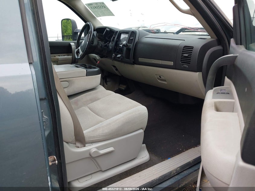 AtlanticExpress - Chevrolet Silverado 2500
