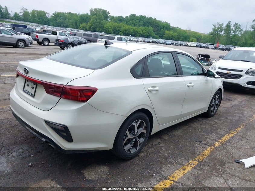 Vin: 3kpf24ad1me264029, lot: 45819947, kia forte lxs 20214