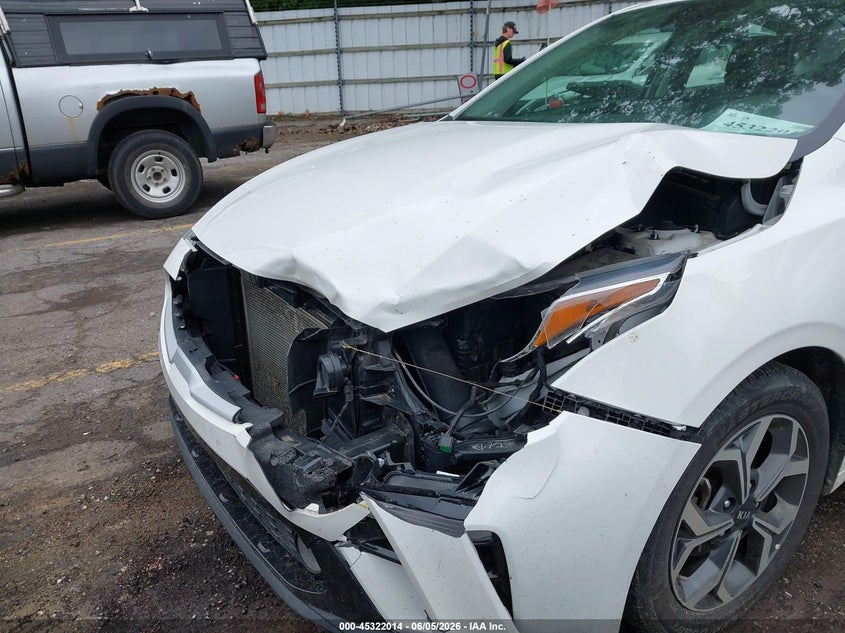 2021 KIA FORTE auction photo 6