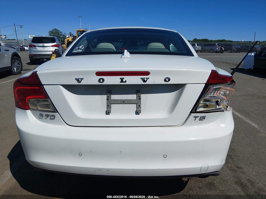 2011 Volvo C70 T5 VIN: YV1672MCXBJ118246 Lot: 45322016