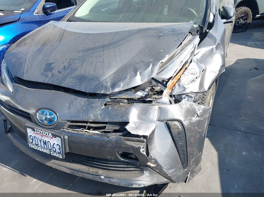 TOYOTA PRIUS - zdjęcie 19