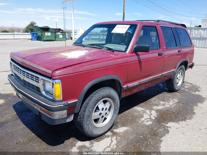 1GNDT13Z3N2140684 1992 Chevrolet Blazer S10 photo 1