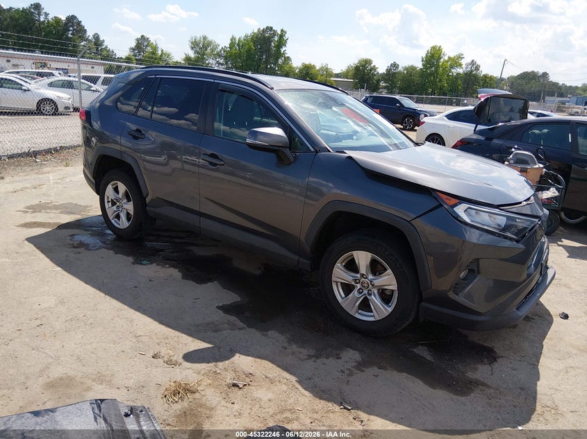 2021 TOYOTA RAV4  (VIN: 2T3W1RFVXMW136135)