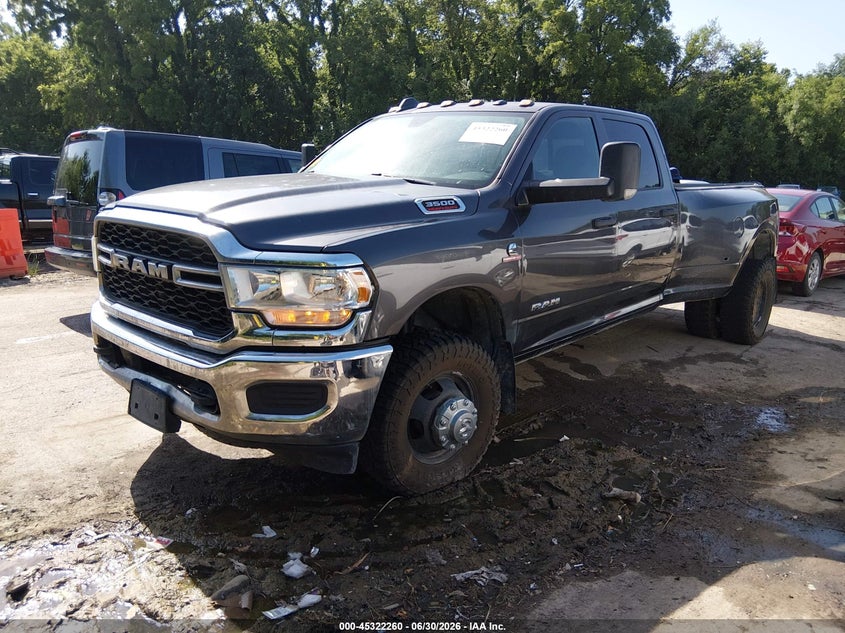 3C63RRGL6NG134254 2022 Ram 3500 Tradesman  4x4 8' Box photo 1