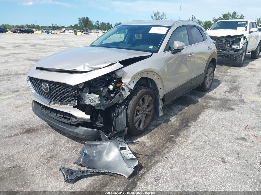 2023 MAZDA CX-30 2.5L I-4 DI, DOHC, V(VIN: 3MVDMBBM6PM586856