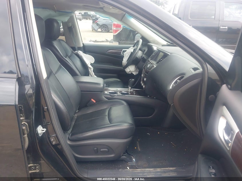 2016 NISSAN PATHFINDER auction photo 5