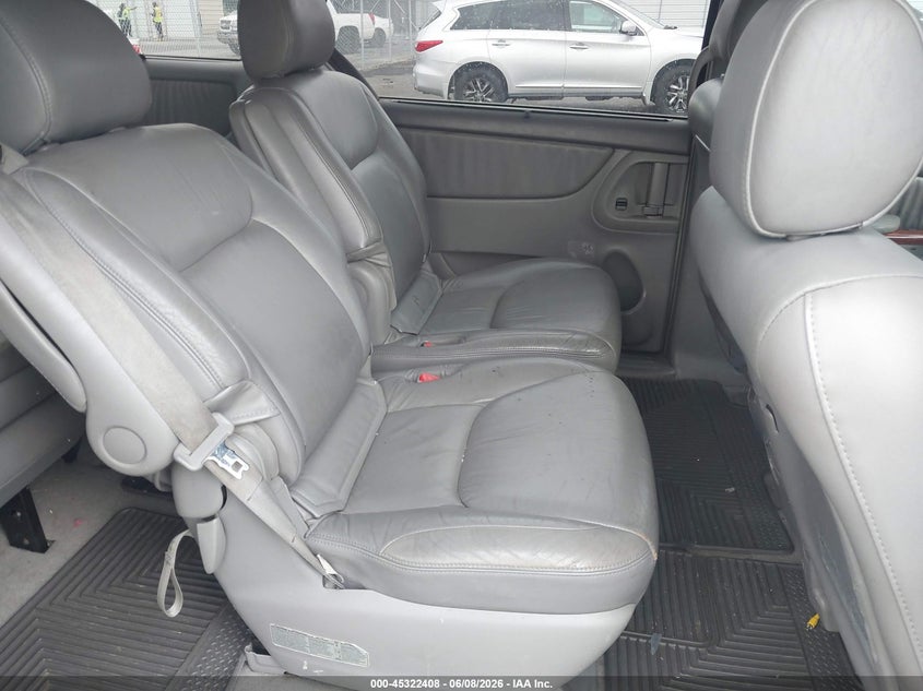 2004 TOYOTA SIENNA VAN 3.3L V-6 DOHC, VVT, 230HP